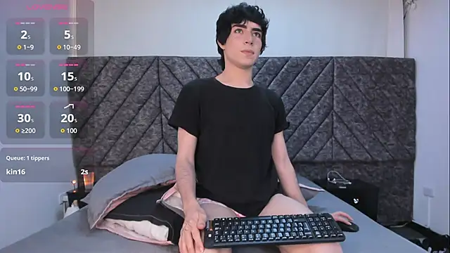 DemonFoxx Live XXX-chat