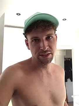 youngplayboymmm Live XXX-chat