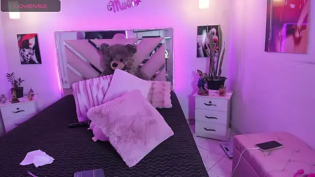 Karly_moon: απευθείας συνομιλία ΧΧΧ