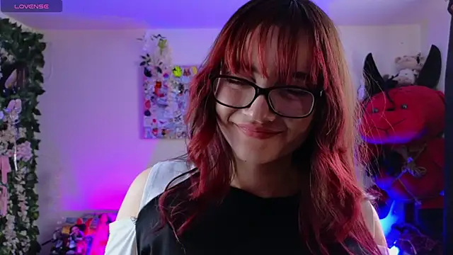 Mia_Haruno élő XXX-chatje