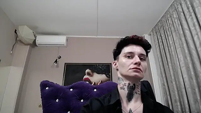 KennyXSX Adlı Modelin Canlı XXX Sohbeti