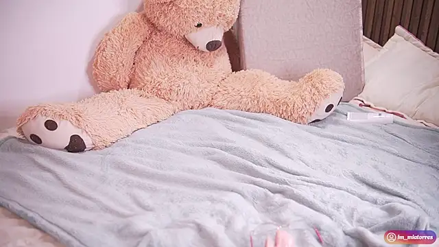 XXX chat uživo modela MiaTorres4