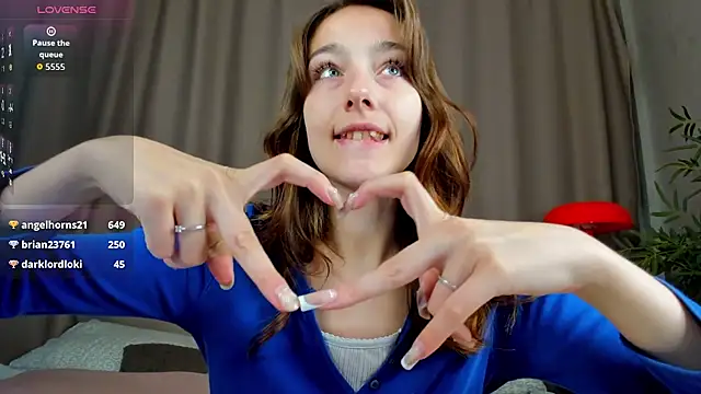 alis_tauber élő XXX-chatje