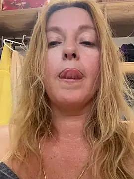 moniquerainx's Live XXX Chat