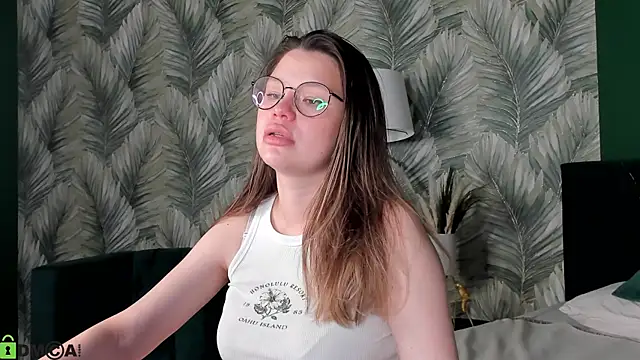 צ'אט XXX בשידור חי של Alice_Ruby1