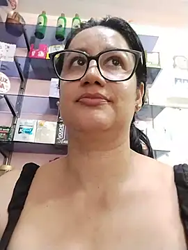 keilymadam Pertunjukan Webcam
