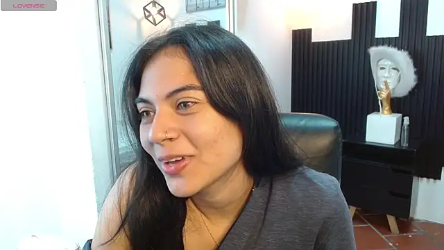 Jade_Aitana Adlı Modelin Canlı XXX Sohbeti