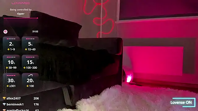 LexiRaye_'s Live XXX Chat