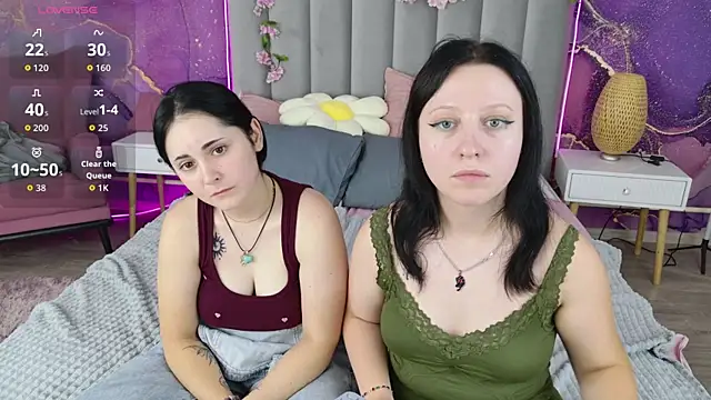 RuthHalll's Live XXX Chat
