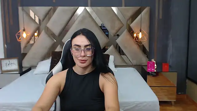 Chatroom XXX en direct de MartinaaFit