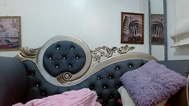 Chat +18 de LITTLE-VANESA ao vivo