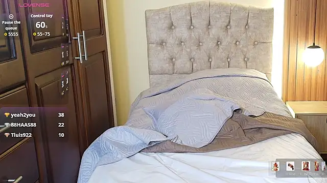 XXX chat uživo modela RachellPark