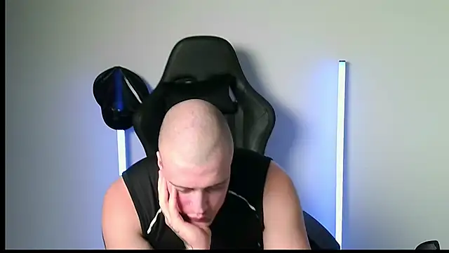 Bigbaald 网络视讯表演