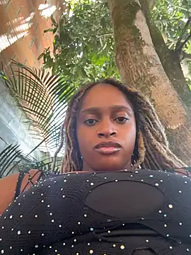 darle_volant's Live XXX Chat