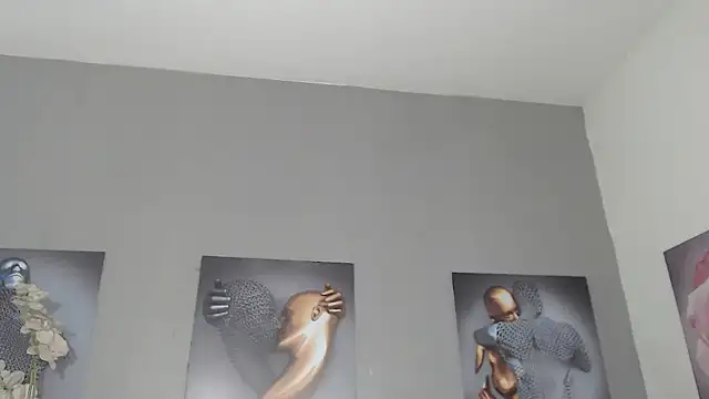 AntonellaBlanc: онлайн-секс-чат