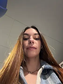 CrystalClean live XXX chat
