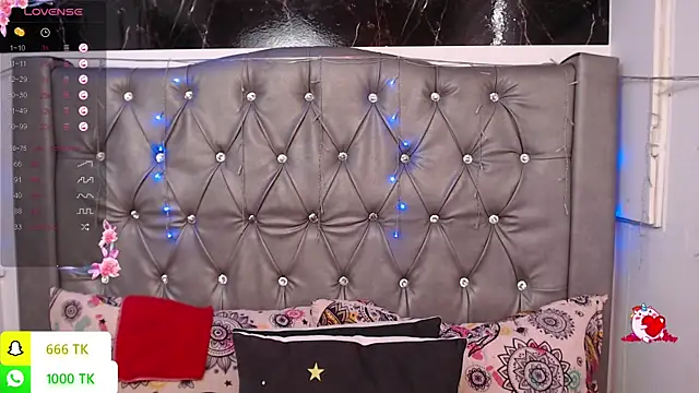 LAILAGUMMY XXX чат на живо