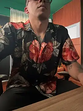 Živý XXX chat Andy_n_cat
