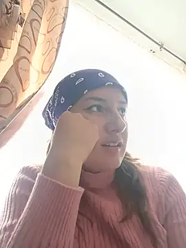 LuisaLean XXX чат на живо