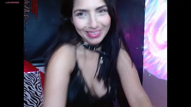 LunaSub69_'s Live XXX Chat