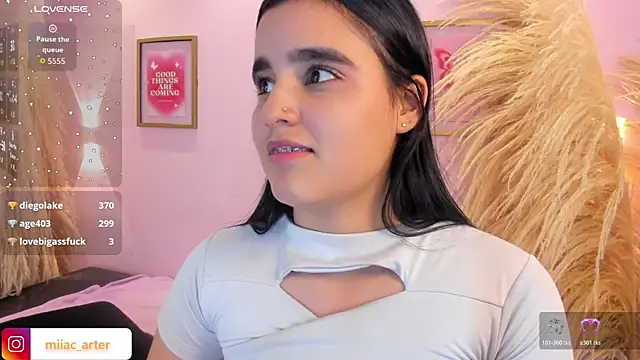 MiaaCarter_ Adlı Modelin Canlı XXX Sohbeti