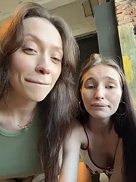 -missbehaving- Chat XXX live
