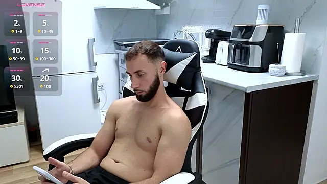RyanStorm_ XXX чат на живо