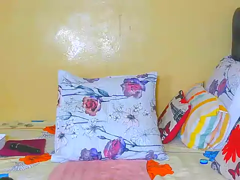 Suzzy_Q Chat XXX live