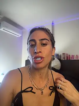 แชท XXX สดของ NicoleWilder