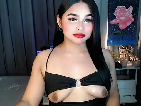 แชท XXX สดของ Urasian_Fucker