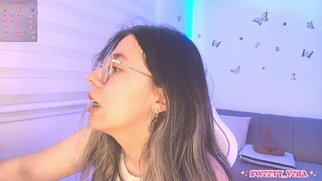 Chat +18 de sweettvera ao vivo