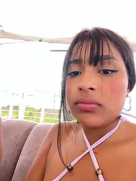 Mariangel_11's Live XXX Chat