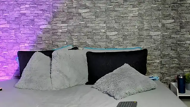 Chatroom XXX en direct de Anne_velvett