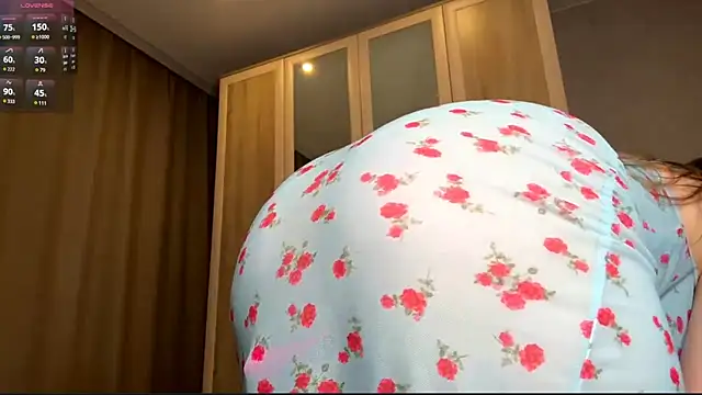 Little_Lilia élő XXX-chatje