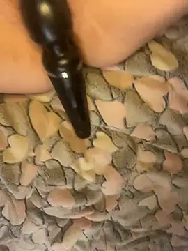 XXX chat uživo modela Evelinia