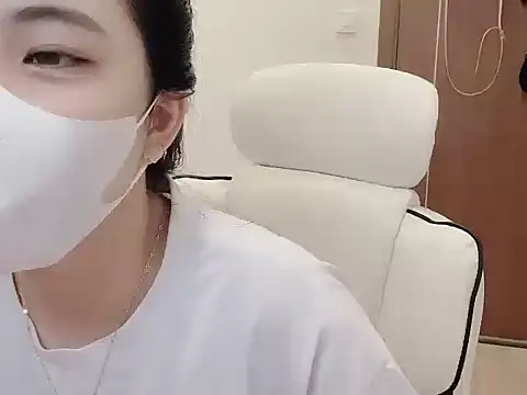 Pun8386 即時 XXX 聊天