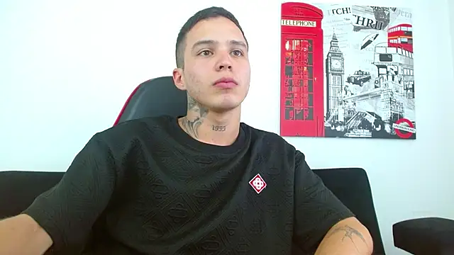 Show de Cumandres18 na webcam