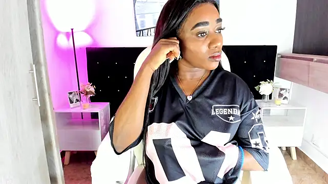 Chat +18 de cristaaalclocks1 ao vivo