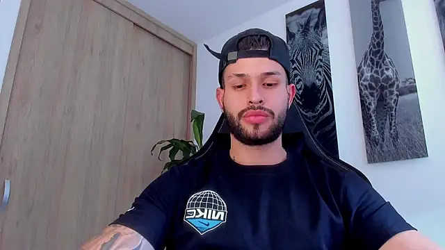 Santos_ramirez1 live XXX chat