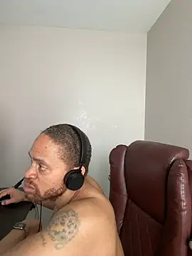 Fathero1time live XXX chat