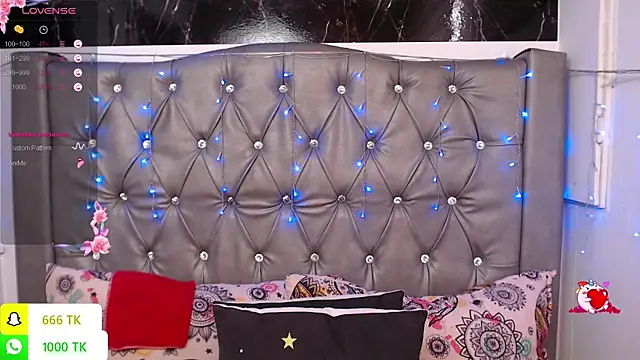 دردشة LAILAGUMMY الجنسية المباشرة