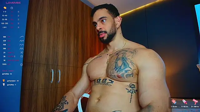 massimo_visconti Chat XXX live