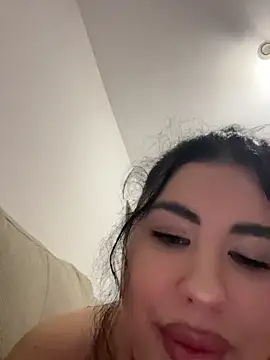 Chat +18 de DaianaKimberly ao vivo
