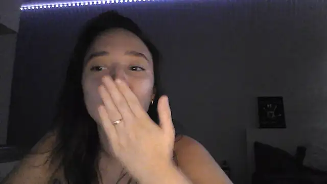 DarkMirel – Naživo XXX chat