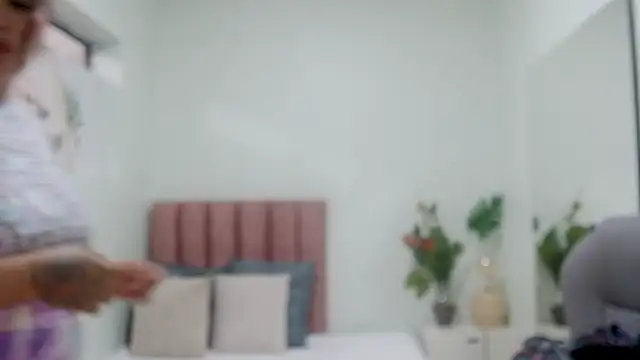 sophia_hadid – Live XXX-chat