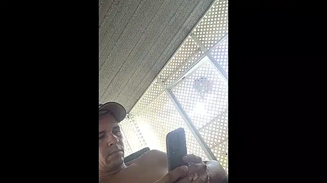cubano1082's Live XXX Chat