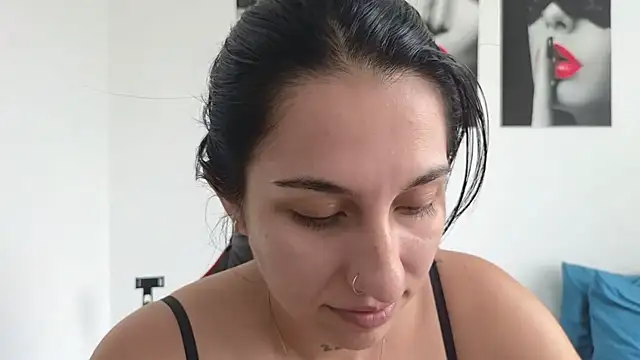 XXX chat uživo modela tammyandrade_