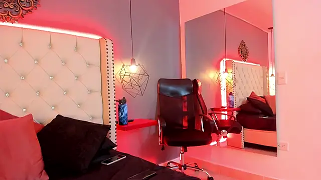 Lyam_Voss' Live XXX Chat