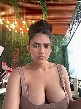 Lilithadams1 Adlı Modelin Canlı XXX Sohbeti