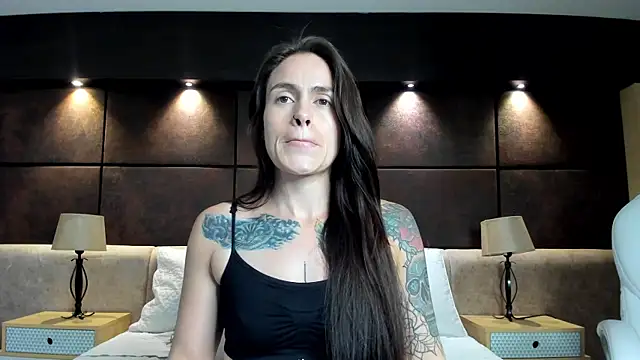 ValeryMontenegro's Live XXX Chat